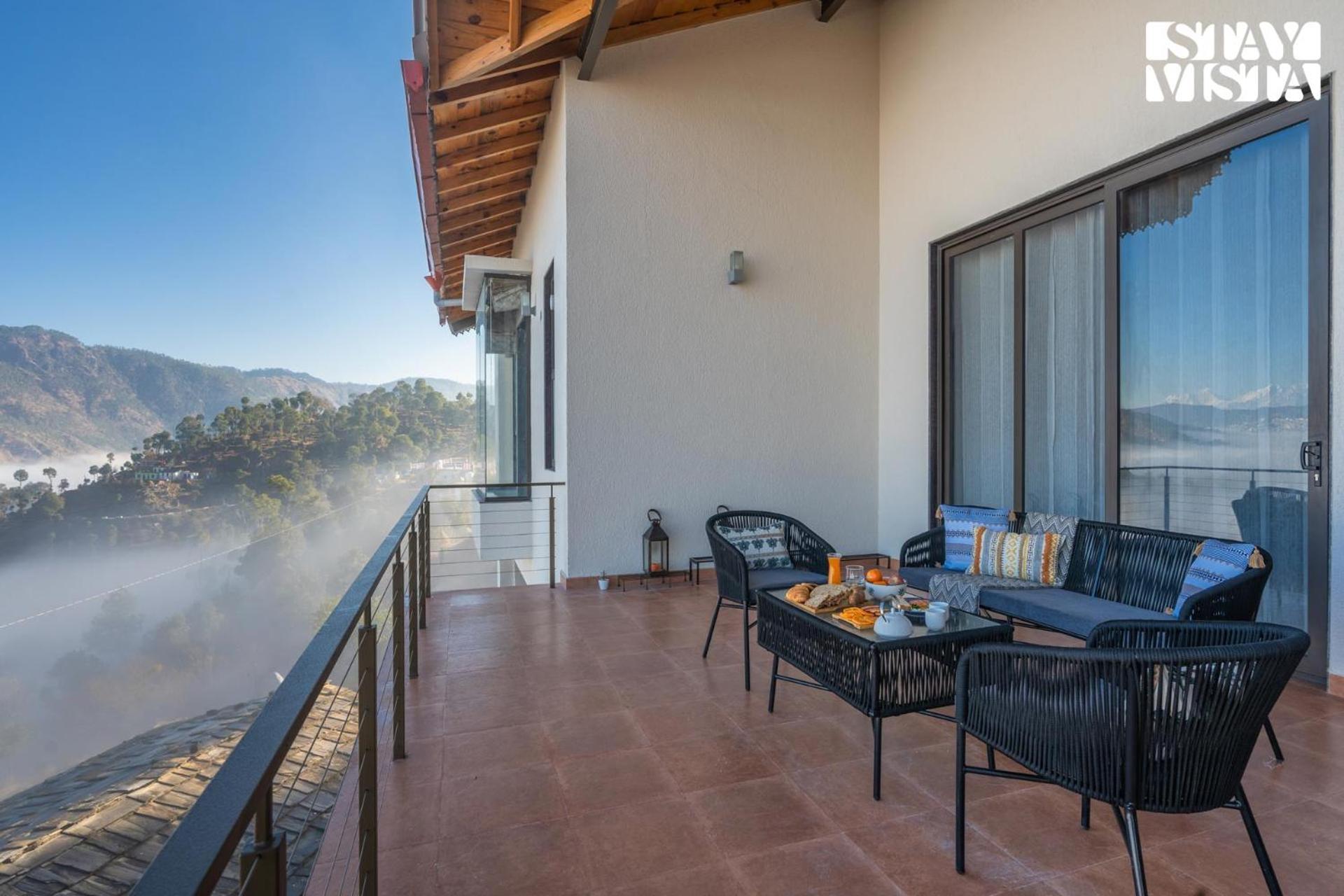 Stayvista At Amulyam Villa With Lawn & Bonfire Mukteshwar Exteriör bild